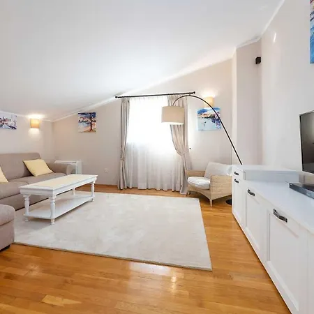 App Andrea Appartement *